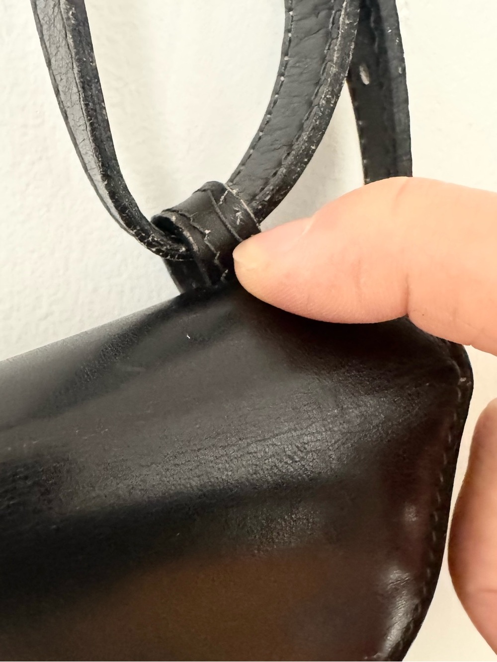 GUCCI vintage convertible locking leather satchel - Picture 16 of 16